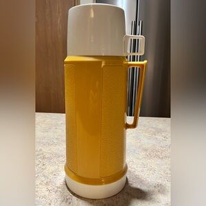 Vintage Thermos Super QT Size Filler 14QF/Stopper 787-Cup 84A73 Harvest Gold